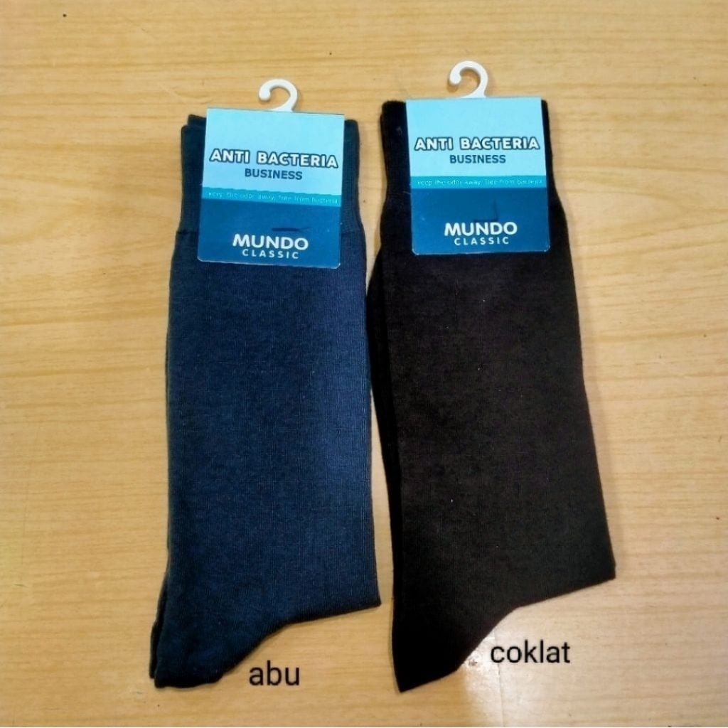 kaos kaki pria dewasa merk mundo
