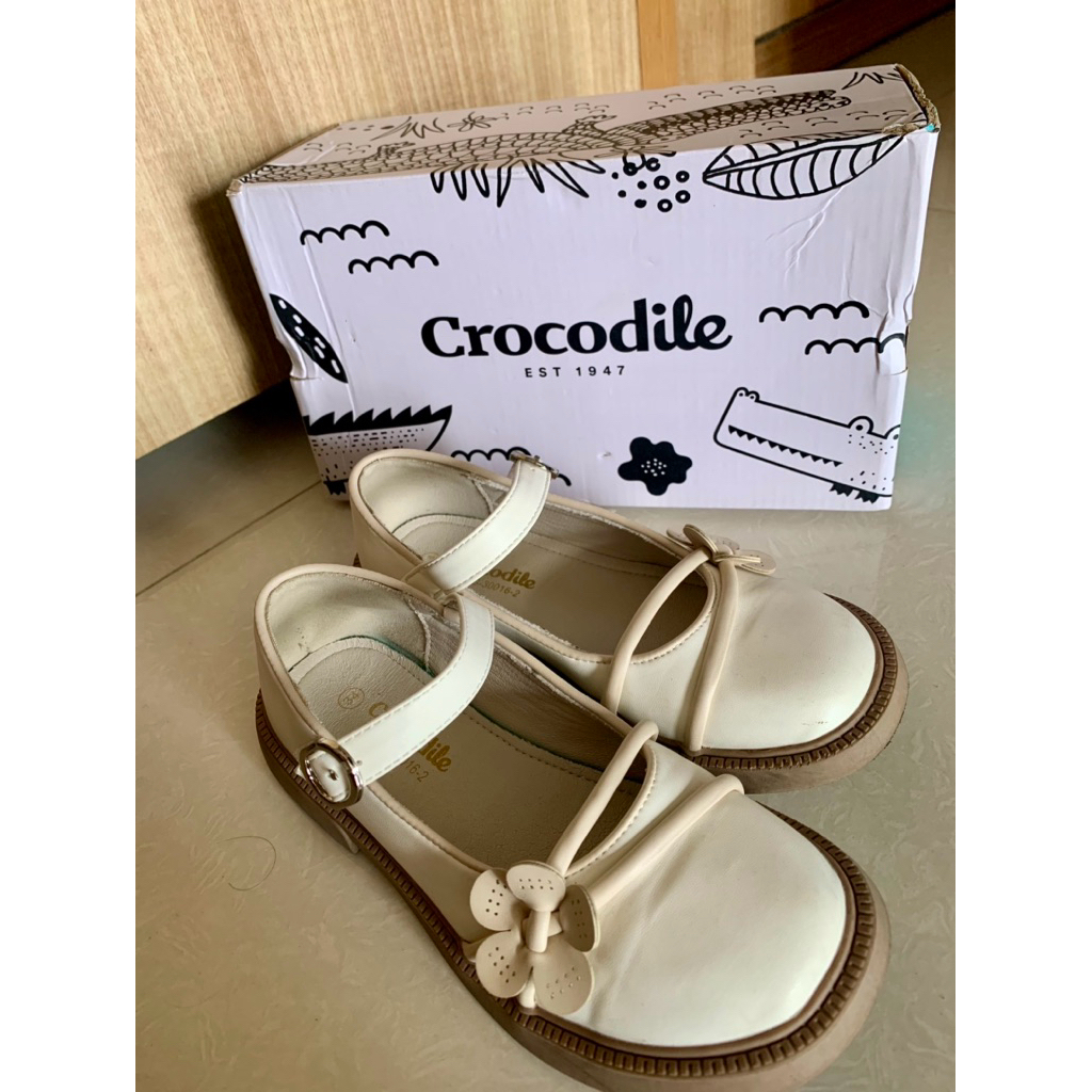 Sepatu flat anak Crocodile kids