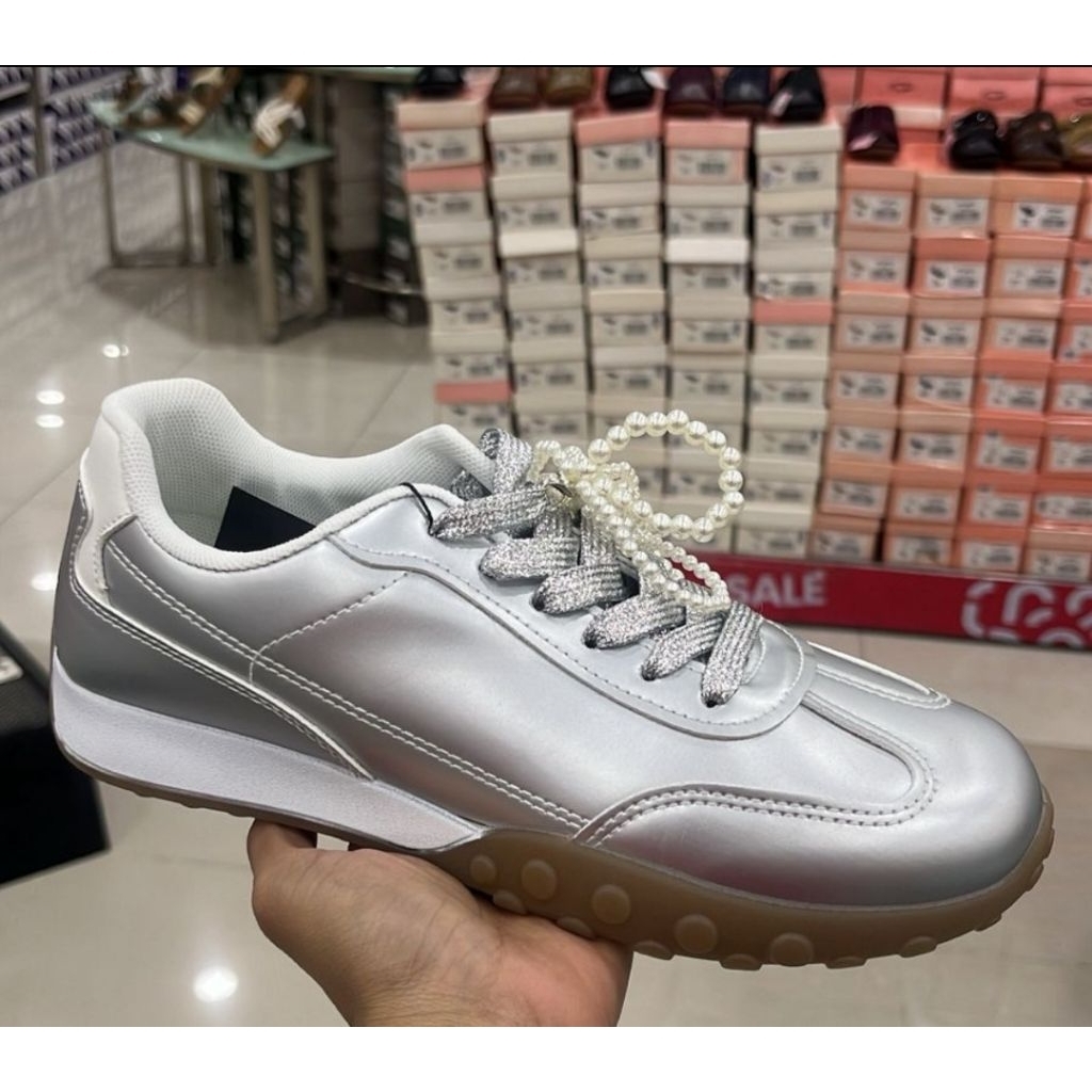 Sneakers Wanita Nevada Original