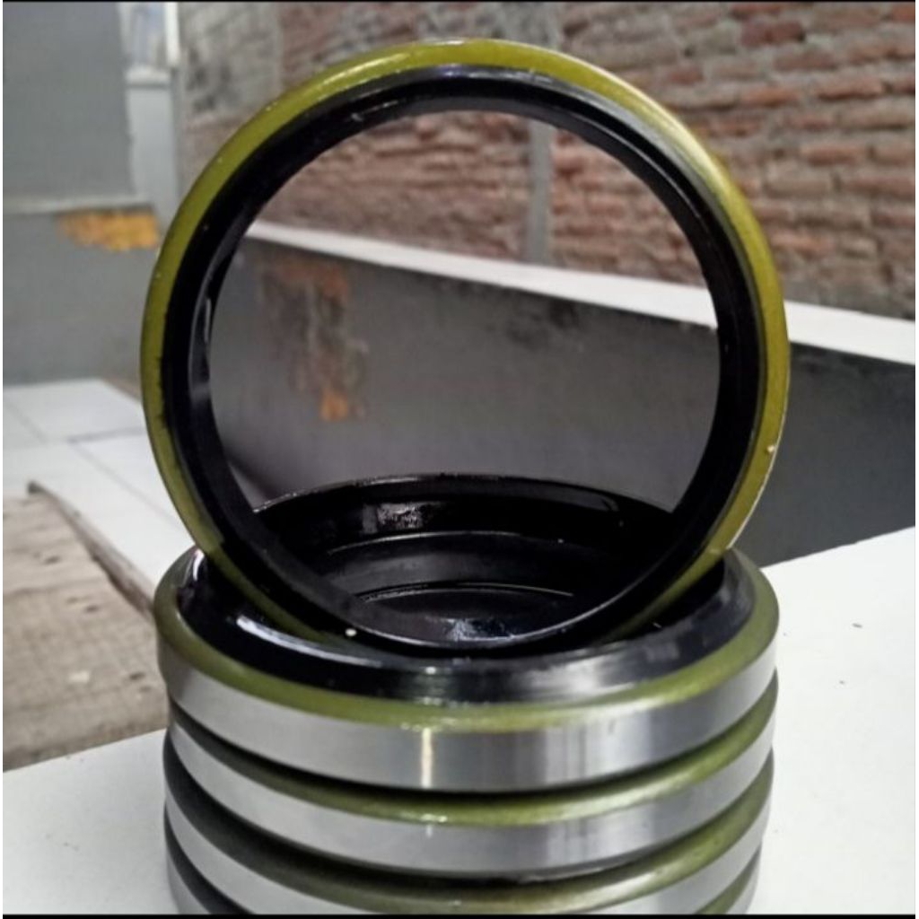 PISTON ROD SEAL GSJ 160 X 175.1 X 6.3 GSJ