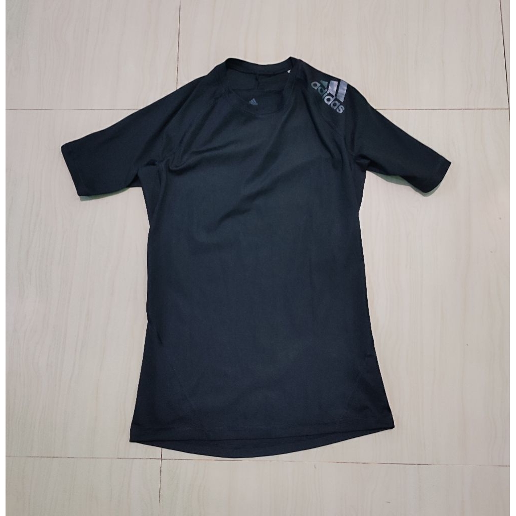 baju Adidas training alphaskin