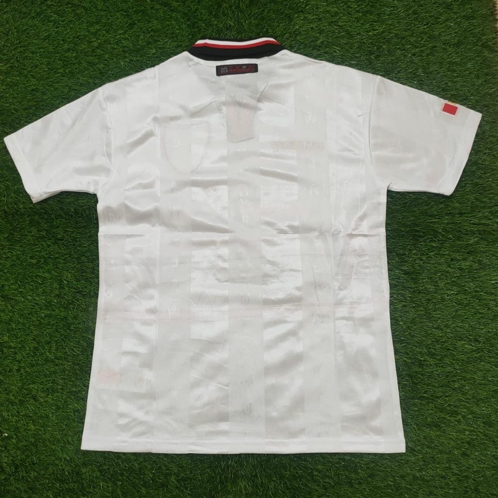 JERSEY BOLA RETRO MANCHESTER UNITED MU AWAY 1998 1999