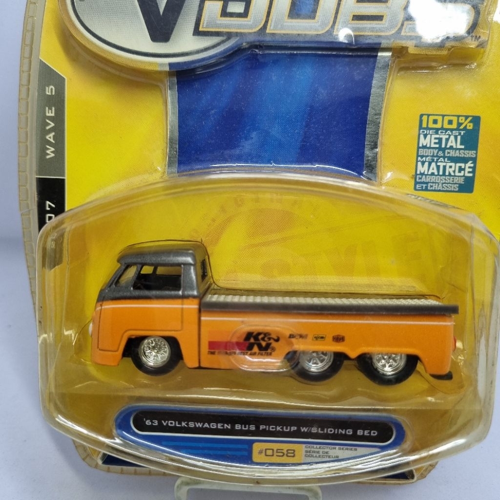 Diecast Mobil Jada Toys 1:64 '63 VOLKSWAGEN BUS PICKUP WITH SLIDING BED