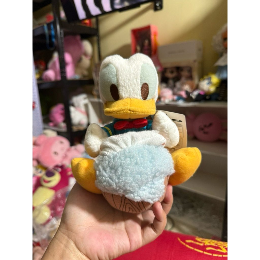Boneka donald bebek
