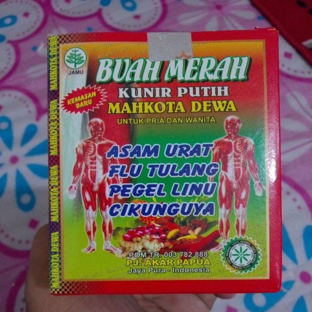 BUAH MERAH MAHKOTA DEWA