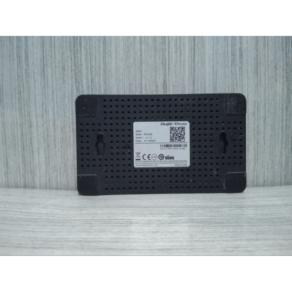 Switch Ruijie Reyee RG-ES08 | 8 Port Gigabit | Unmanaged Switch | LAN Hub 8 Port 1000Mbps BEKAS