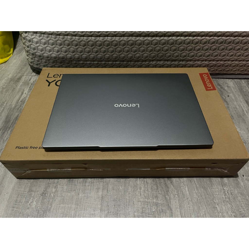 Lenovo Yoga Pro 7 Ryzen AI 9 365 1TB 32GB