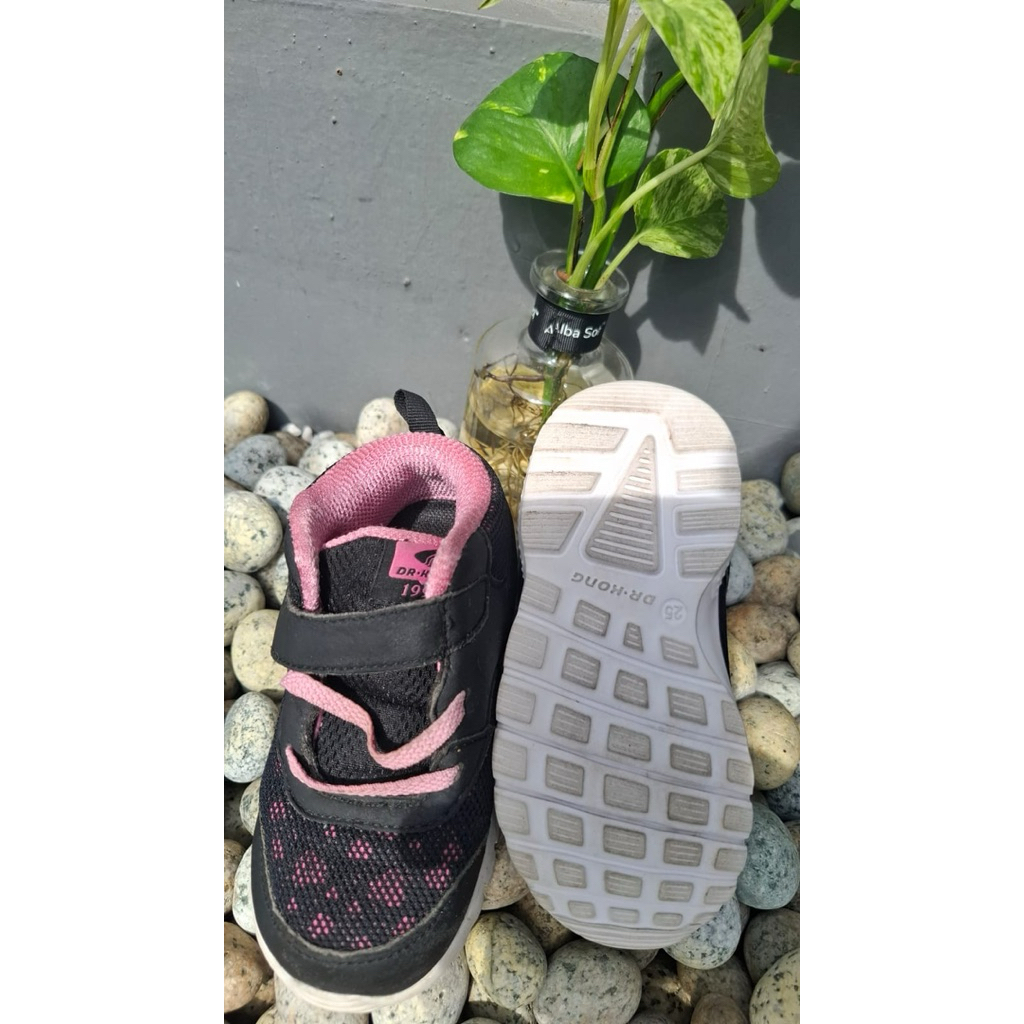 DR KONG Sepatu Anak