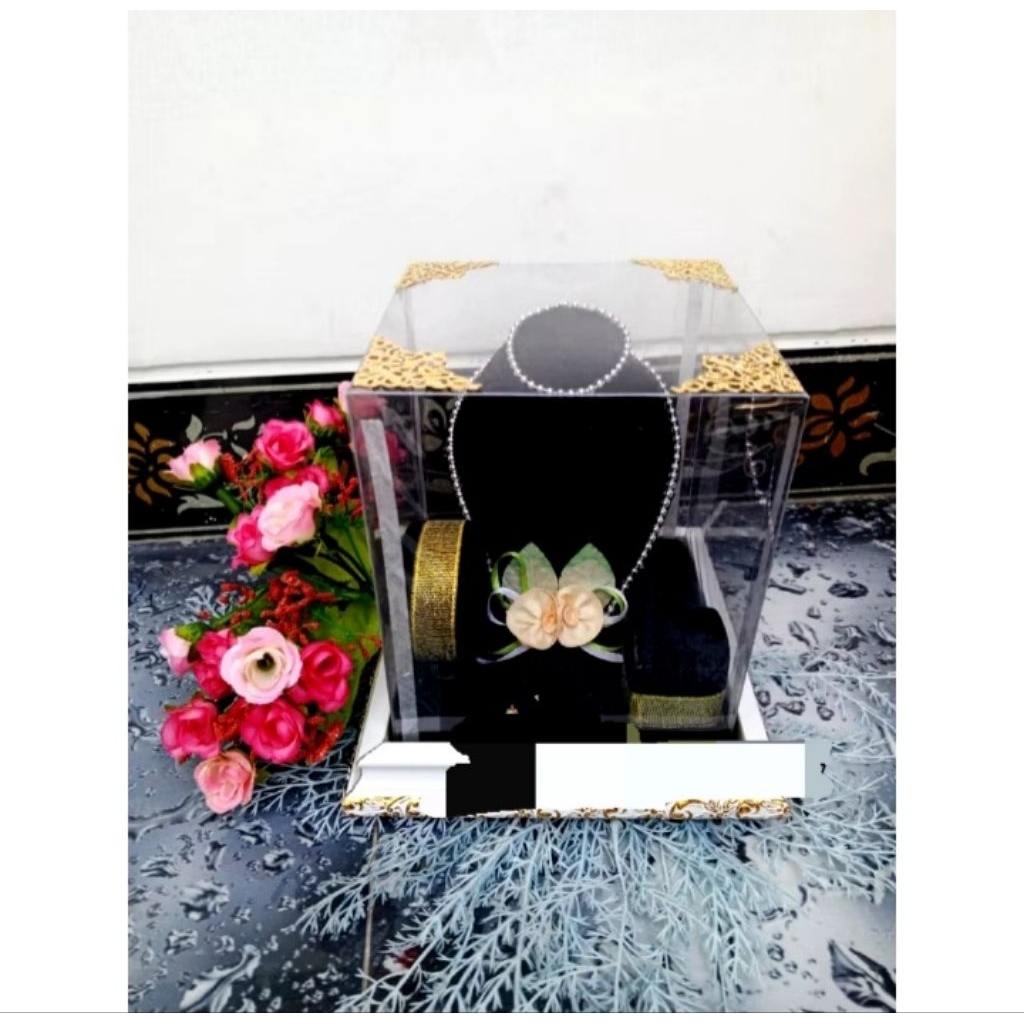 Kotak Perhiasan Satu Set [Kotak Mahar]