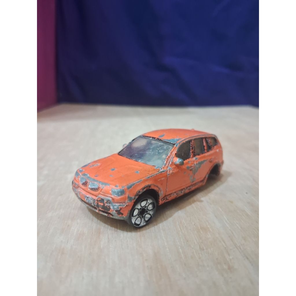 Diecast BMW X3 Realtoy Junk Mainan Junk Bahan Custom rusty Action City Vintage