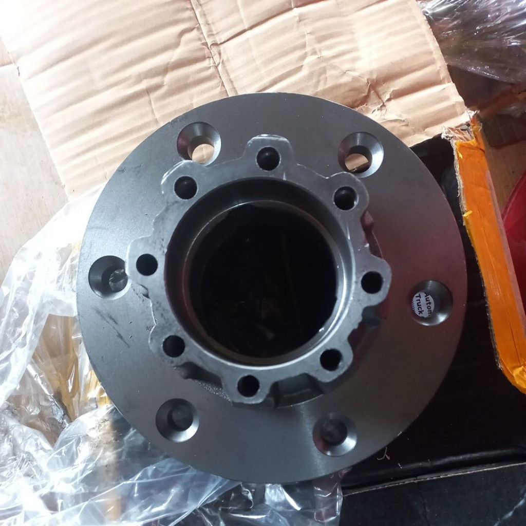 Hub kepala kambing canter 125ps belakang