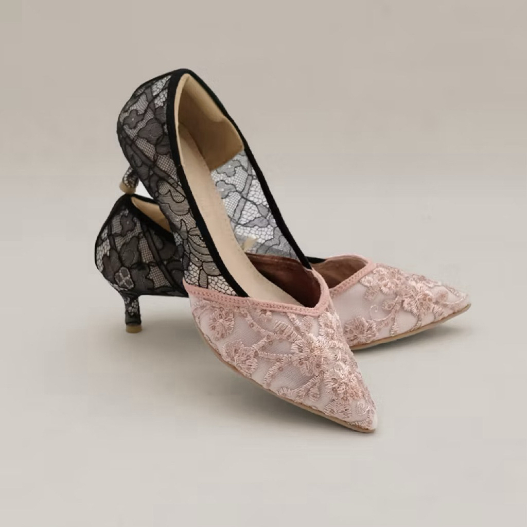 [PRELOVED] LACE LYNELLE HEELS KEYRA (Blackpink) size 39 sepatu pesta