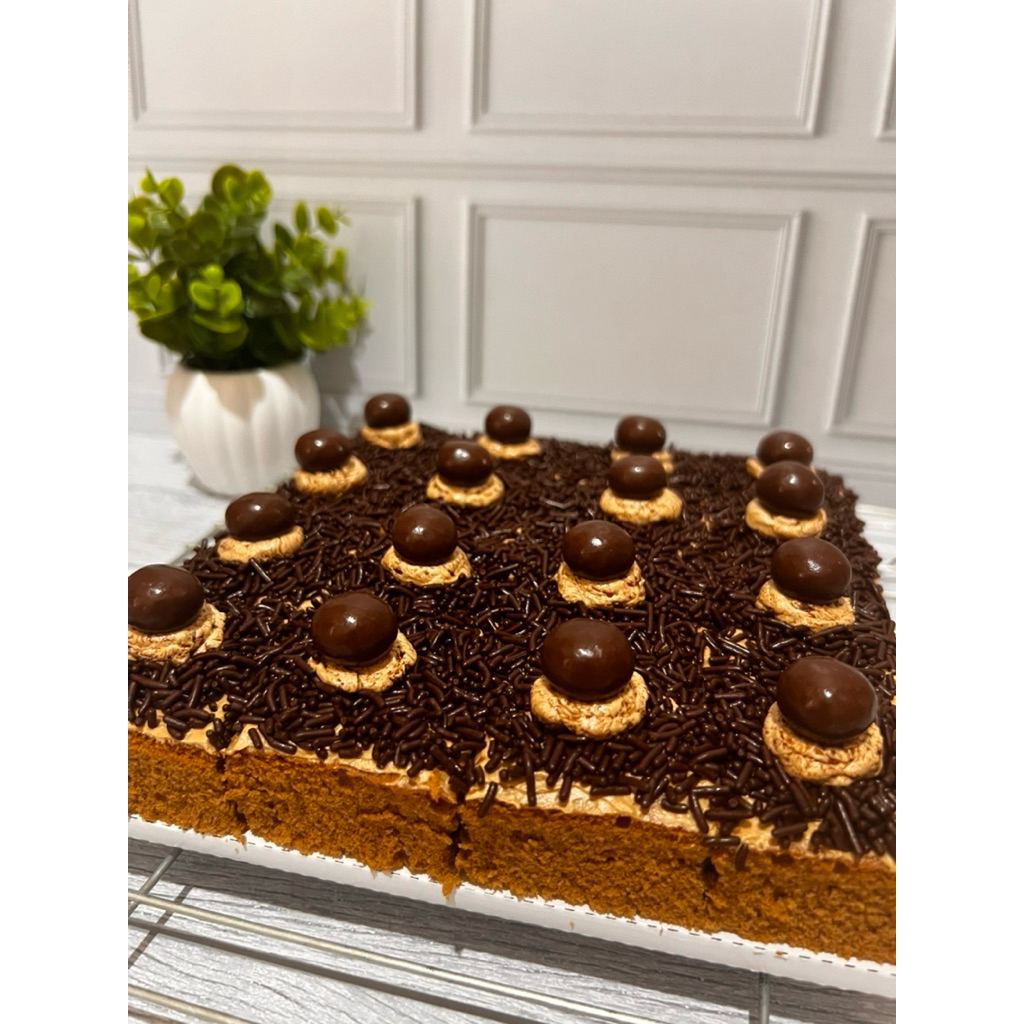 Bolu Jadul Mocca Messes