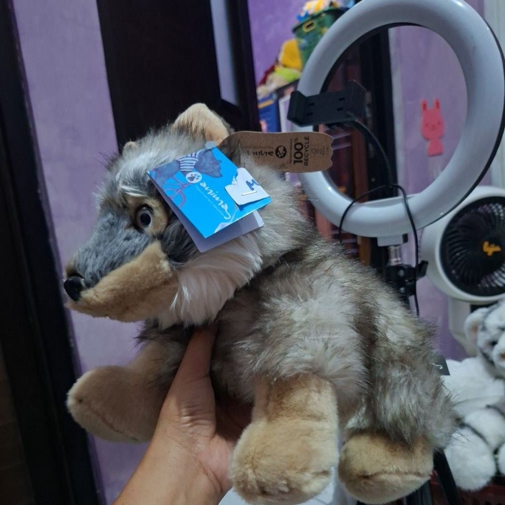 Boneka serigala