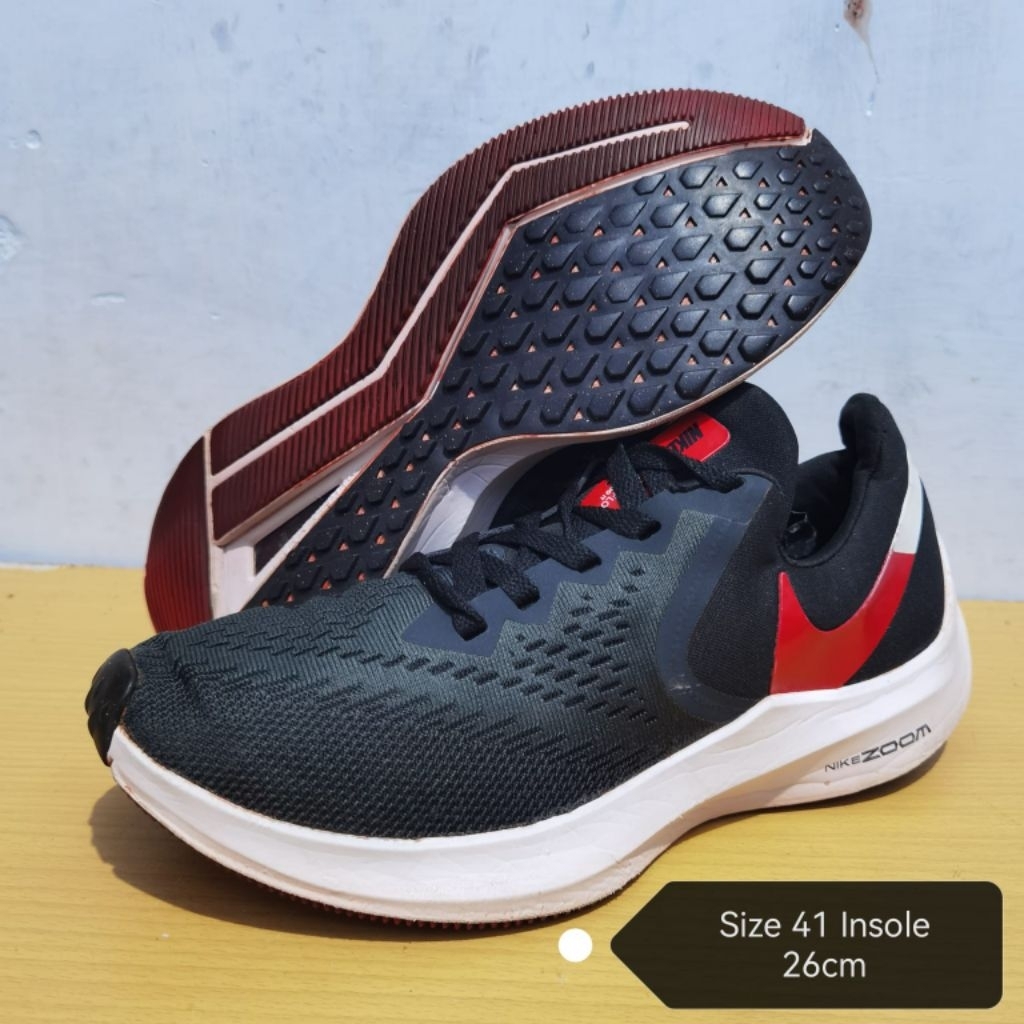 Sepatu Running NIKE ZOOM WINFLO 6 University Red