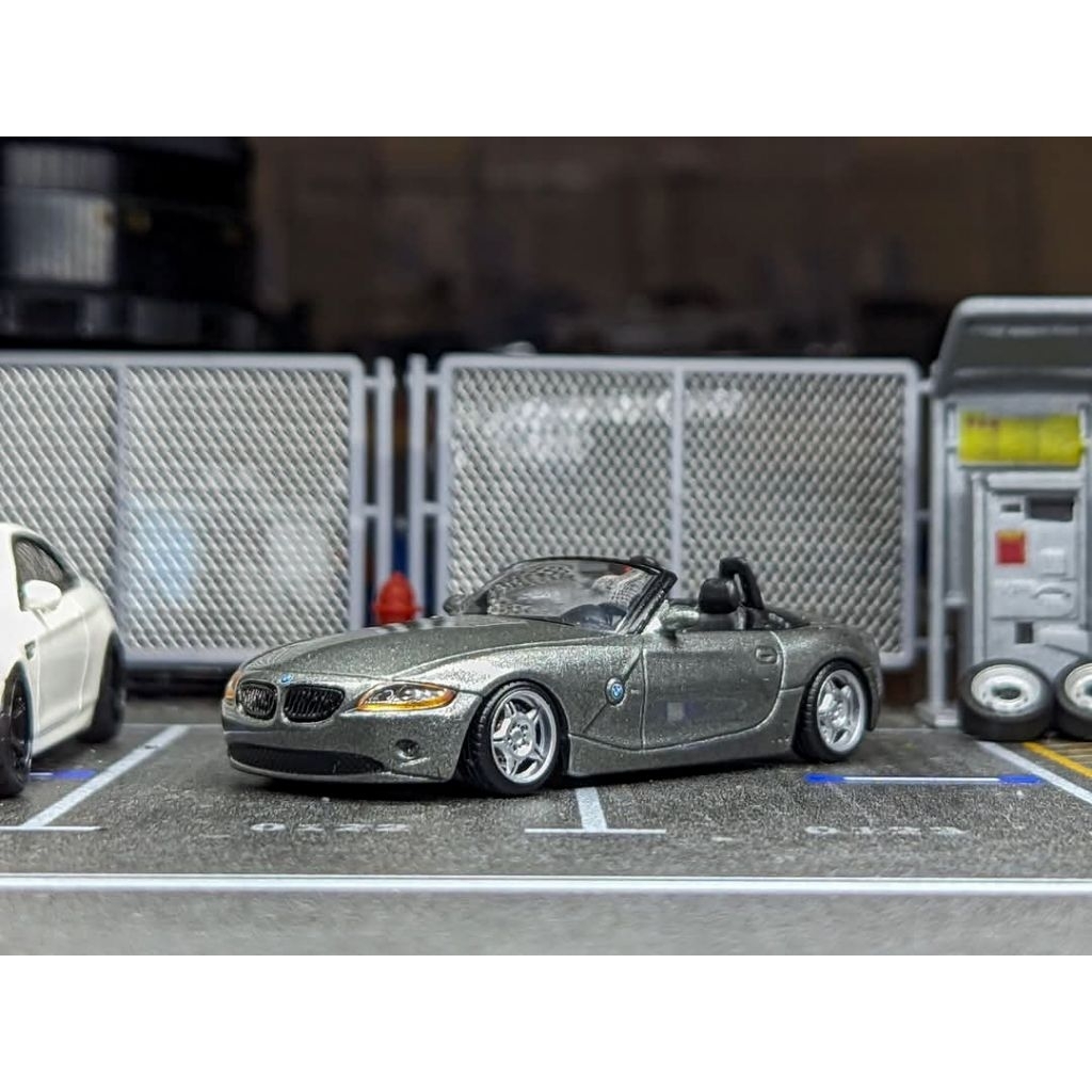 Kyosho 1/64 BMW Z4 E85 Loose