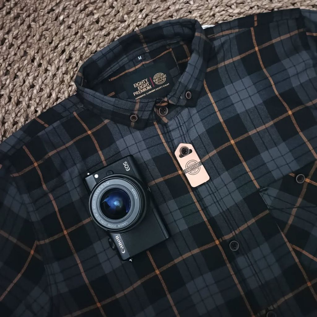 Male Be Rock Kemeja Flanel Brown Grey Elegant Best Seller / flanel/hem pria/ flanel pria/ kemeja fla