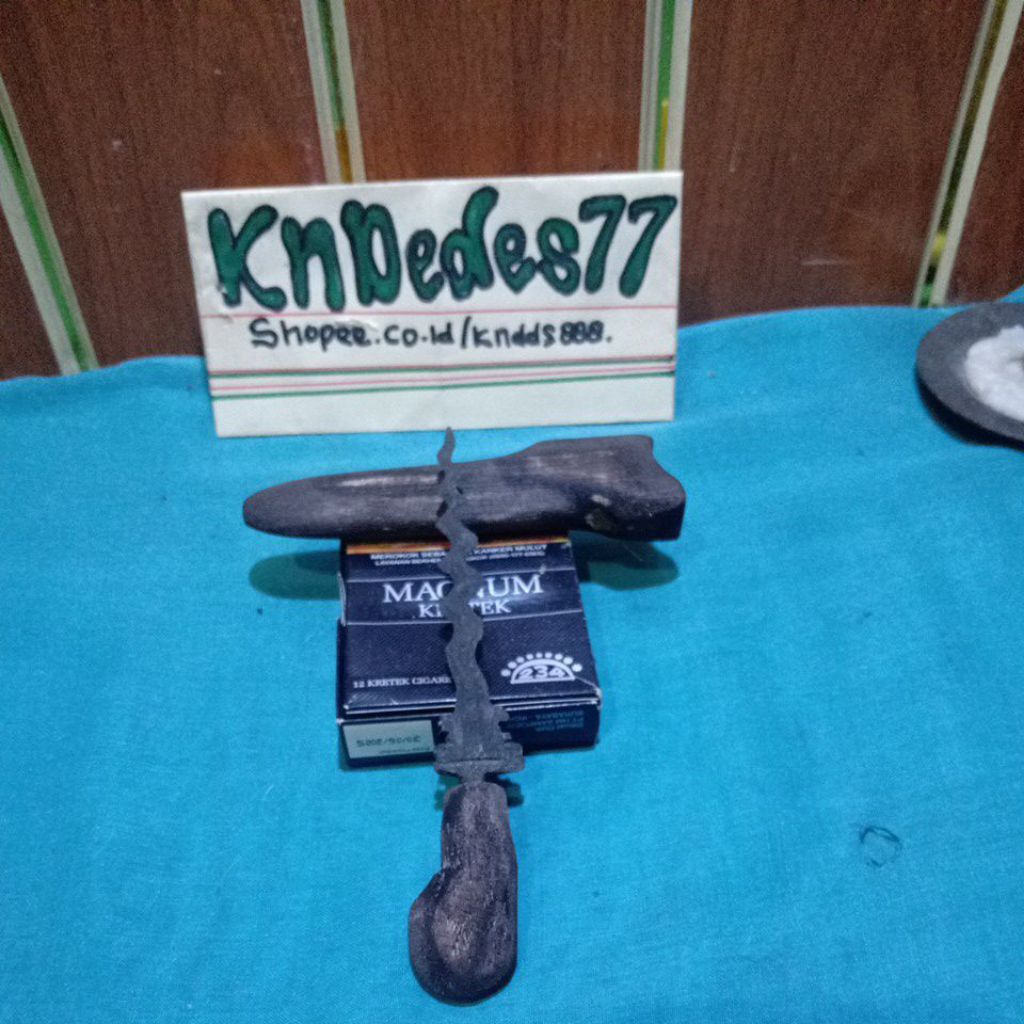 keris ageman Luk 13 omyang jimbe patrem sepuh