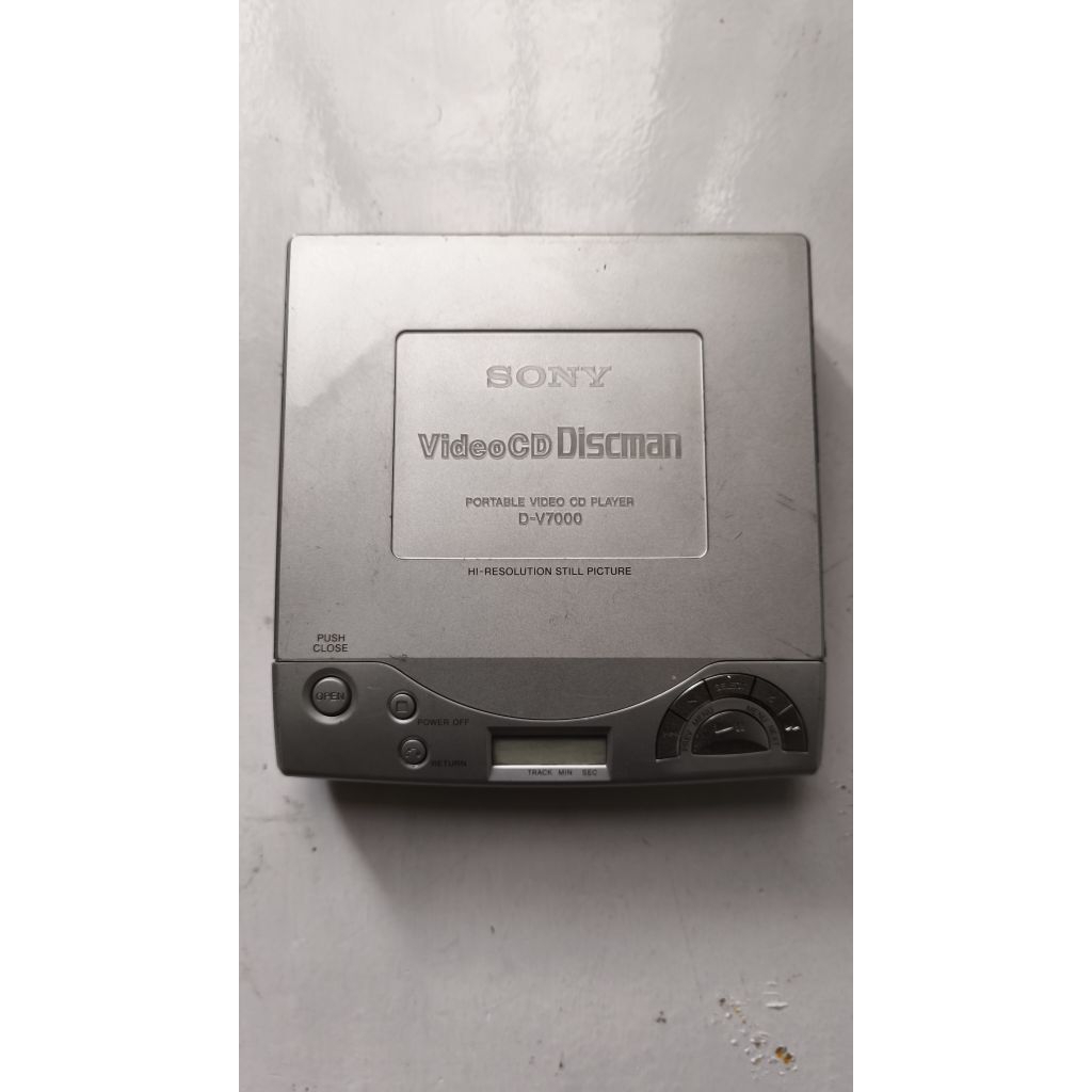 VCD Discman/CD Player Sony D-V7000 (No Disc)