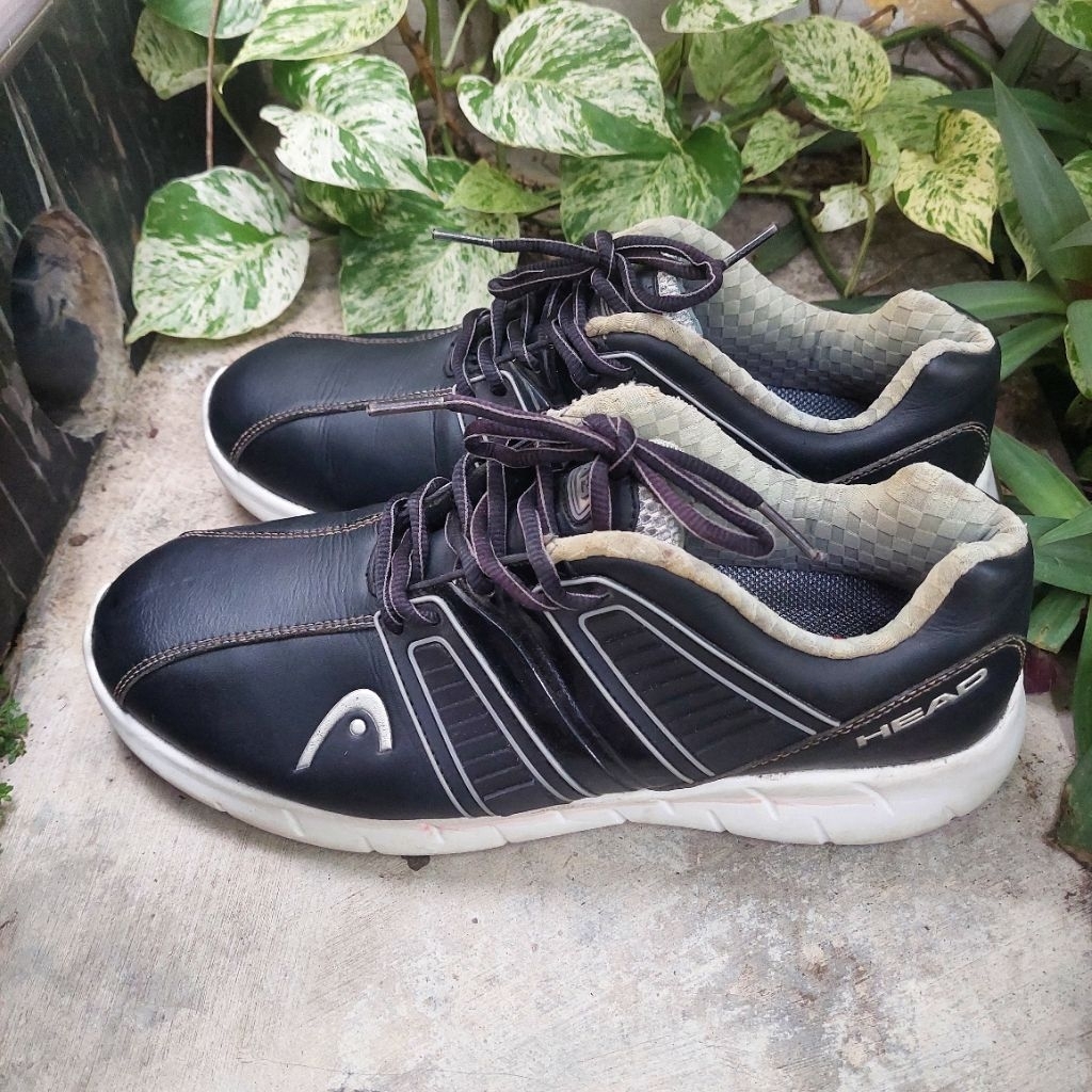 sepatu sneakers second head size 42,5(27cm)