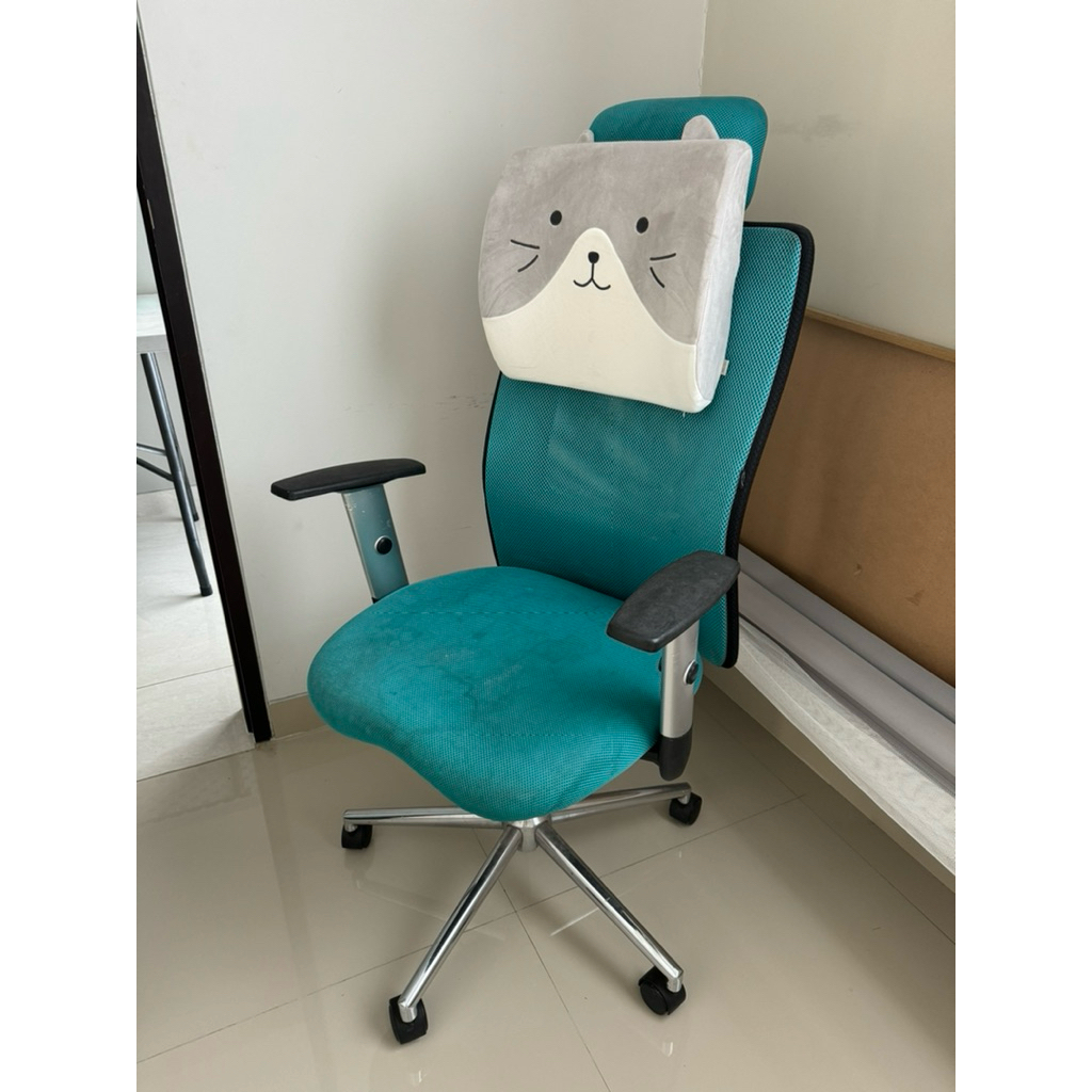 kursi gaming preloved