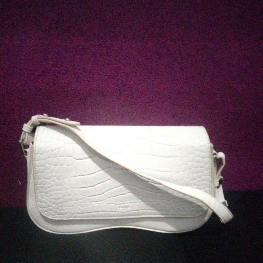 tas shoulder warna putih