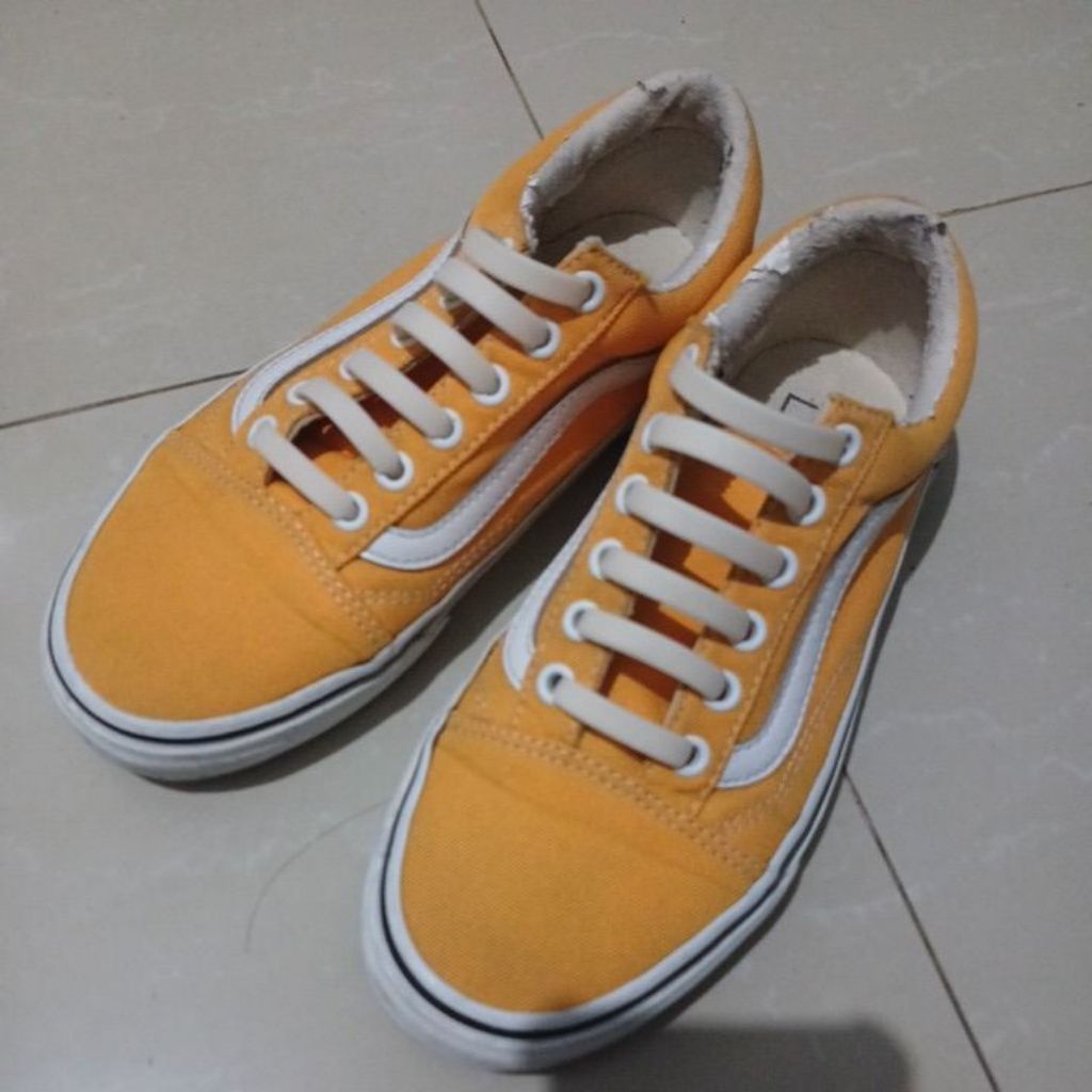 sepatu vans ori ukuran 37