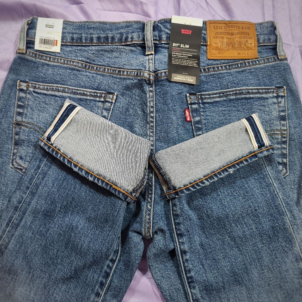 Lev is Lv's 511 Selvedge Denim Jeans Original Slim Fit Medium Washed Blue (04511-5239) alt Lv"s 501 