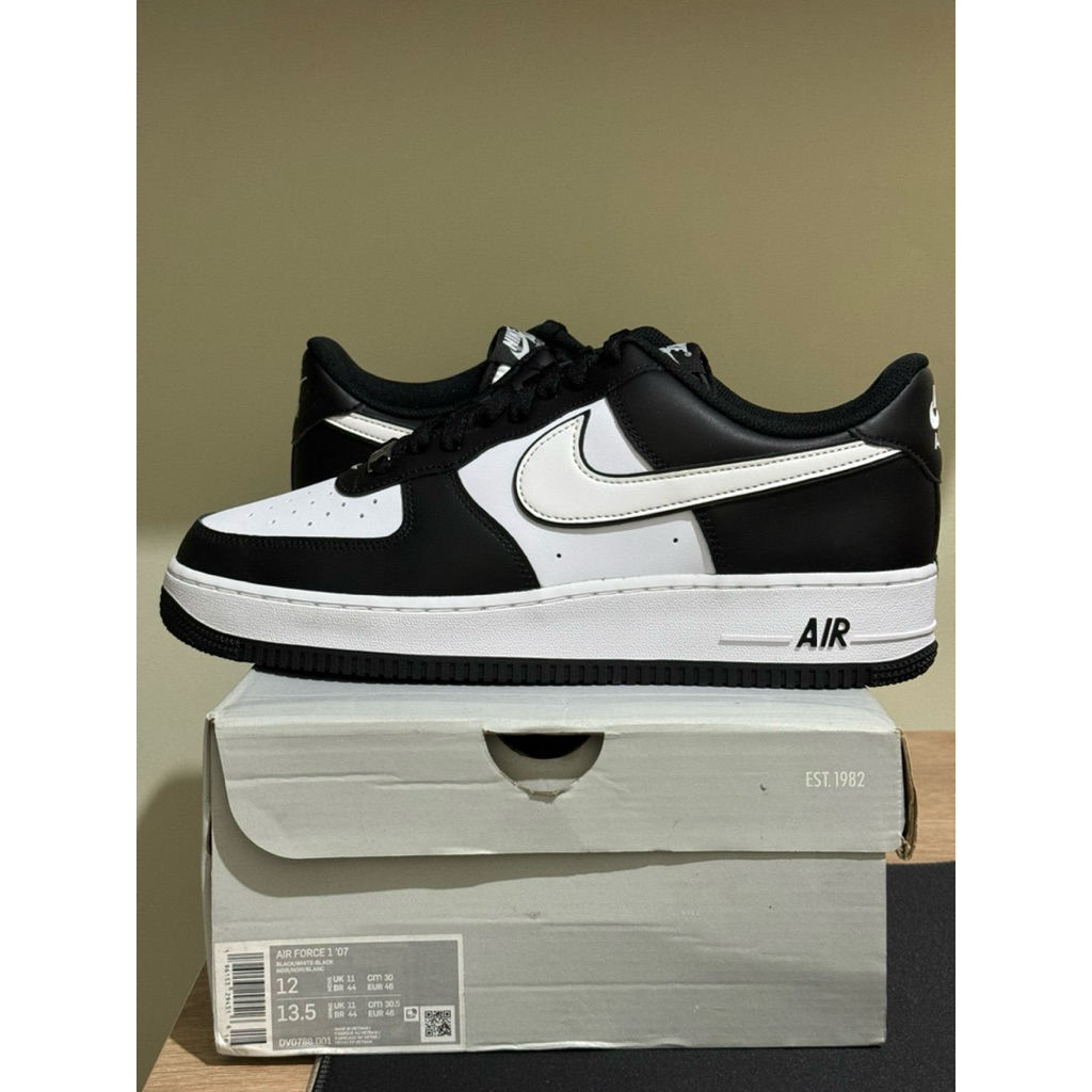 air force 1 panda / air force 1 black white