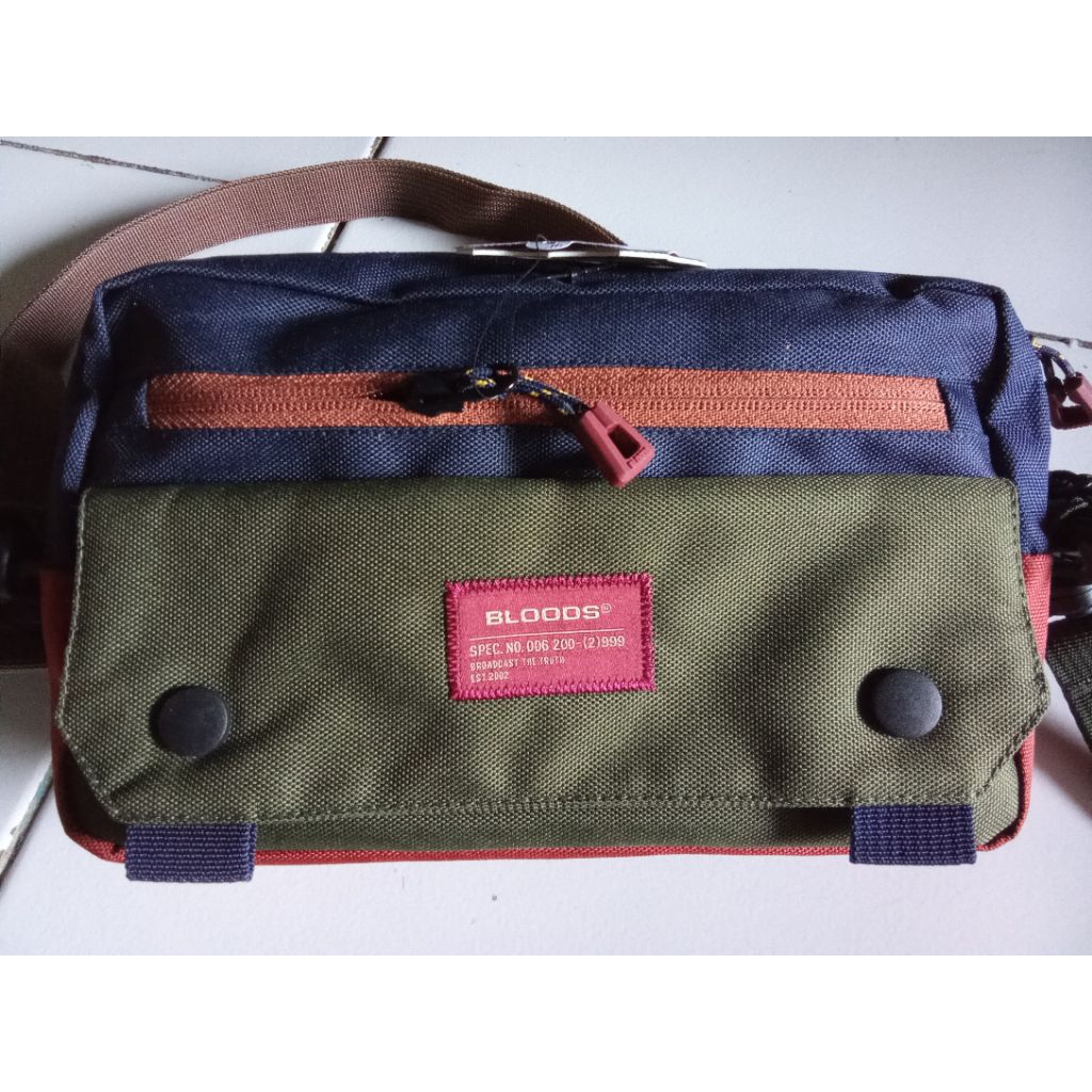 tas selempang sling bag bloods original