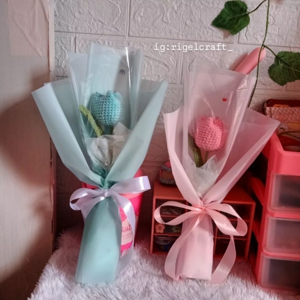 buket bunga rajut mawar, buket bunga rajut tulip, buket bunga rajut matahari sun, buket untuk hari g