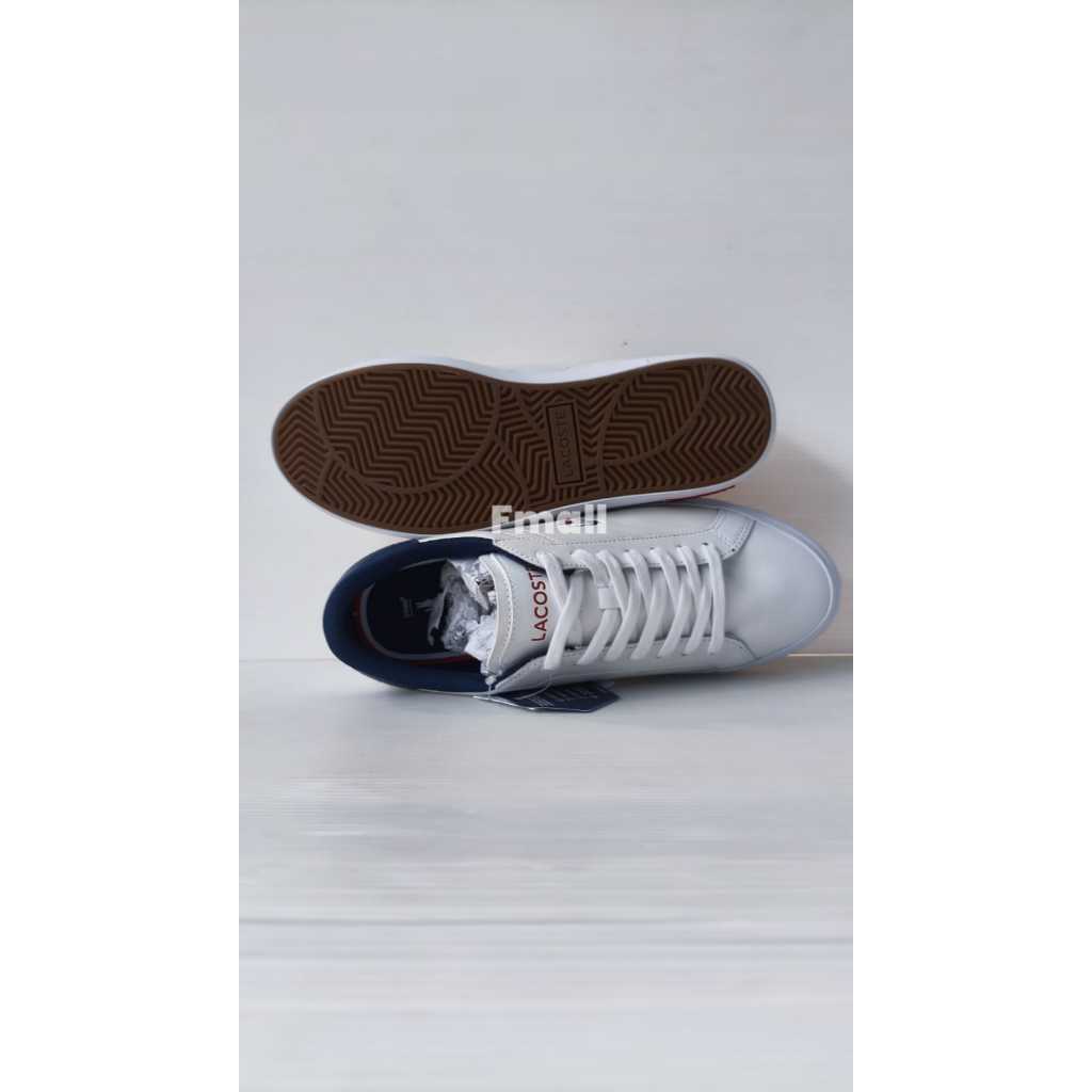 LCT4 Lacoste Original . warna putih . sepatu tali sneaker