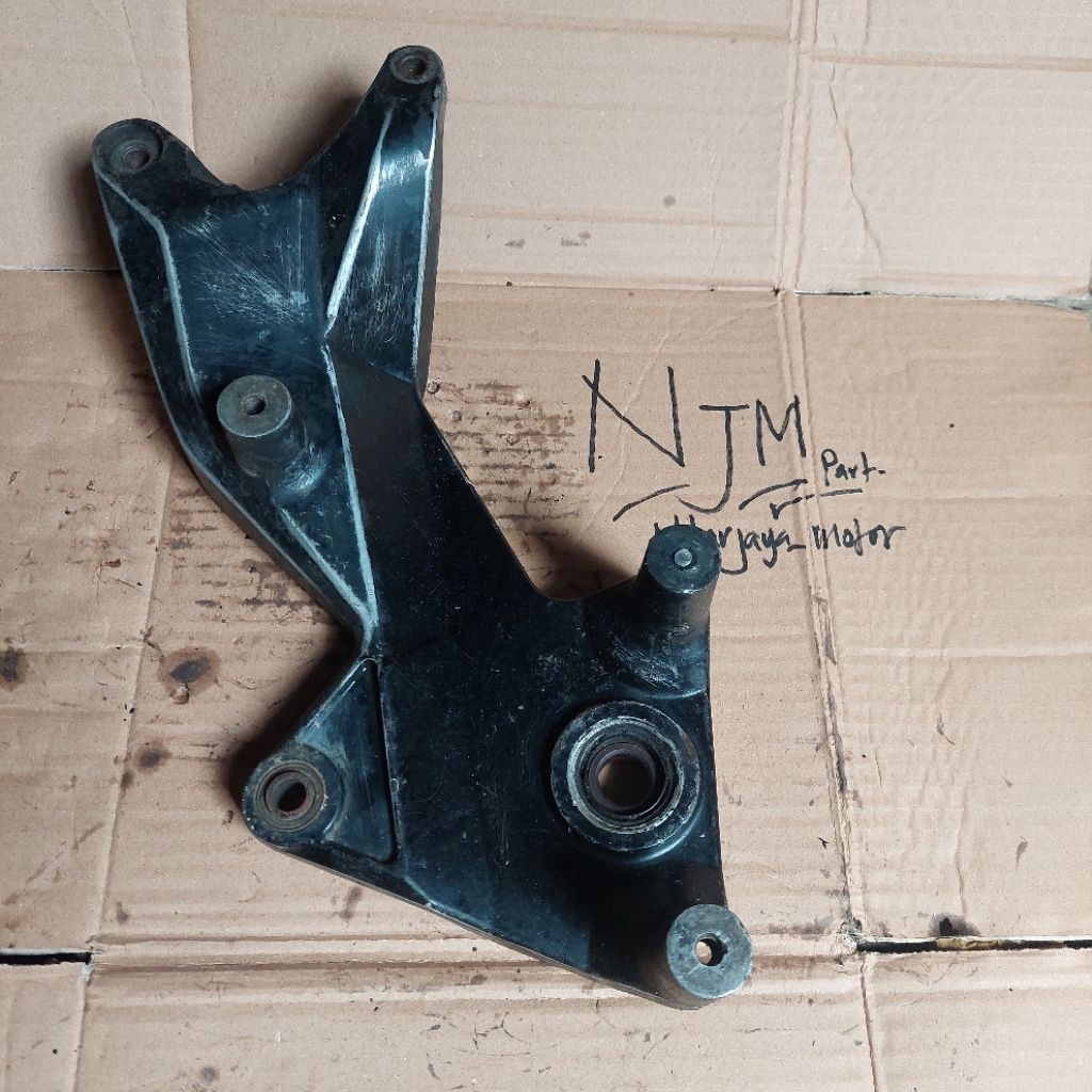 Arm Arem Suzuki Skywave Original