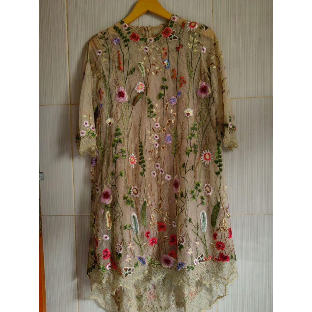 Dress Lace by Artkea