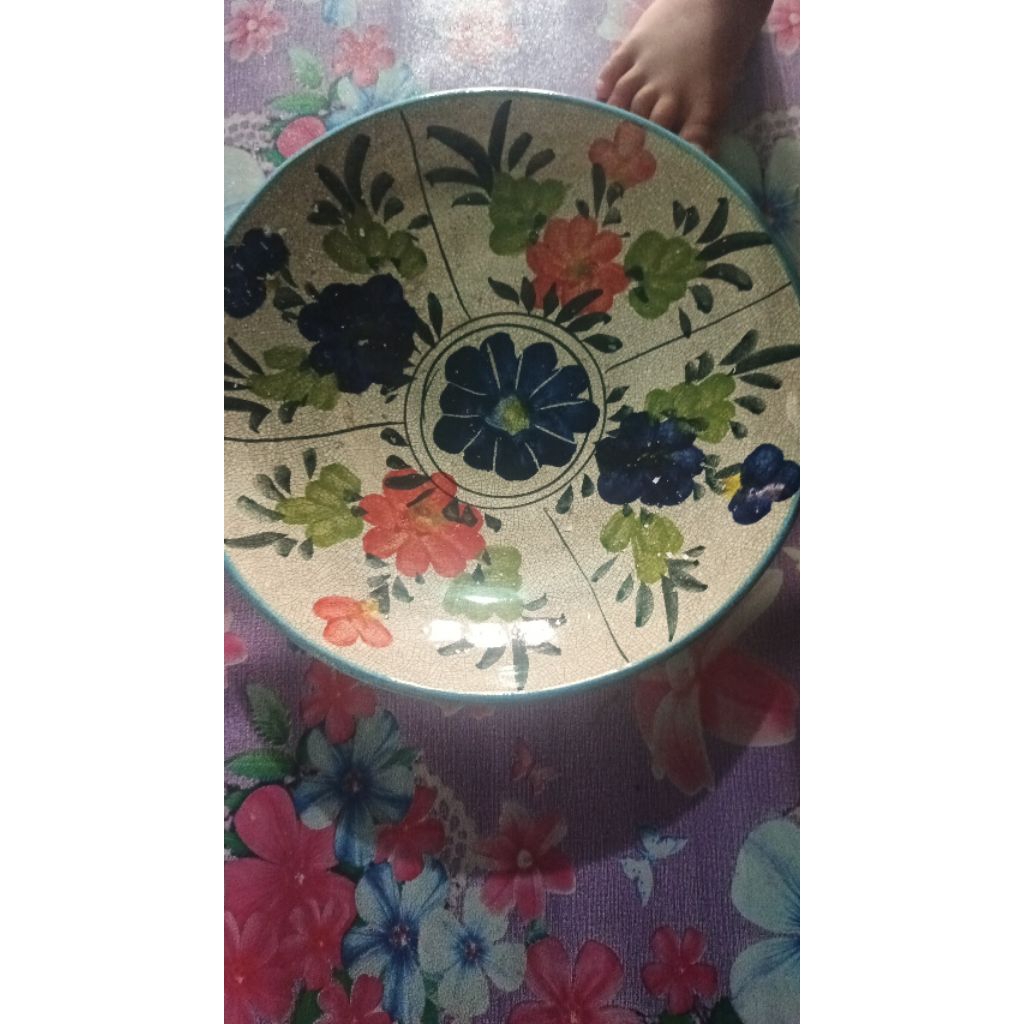 piring keramik besar