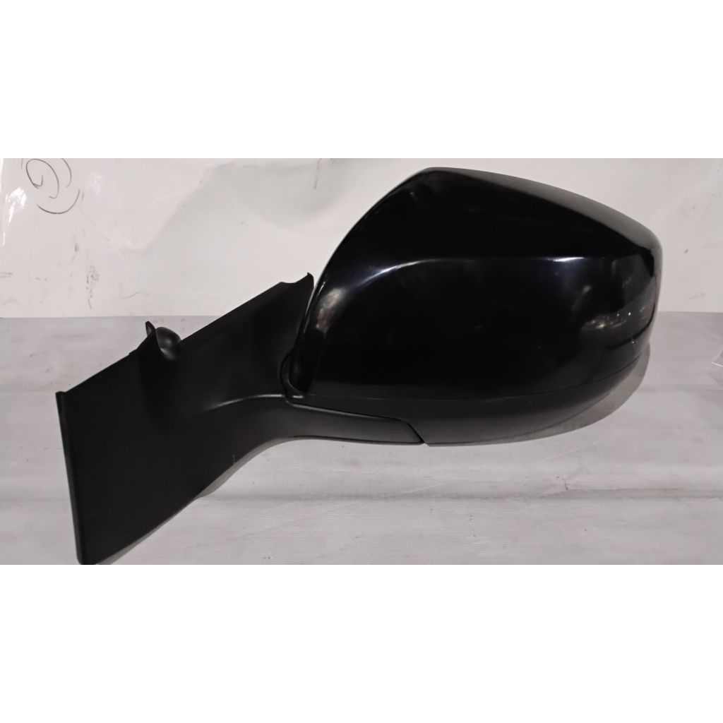 spion suzuki splash kiri