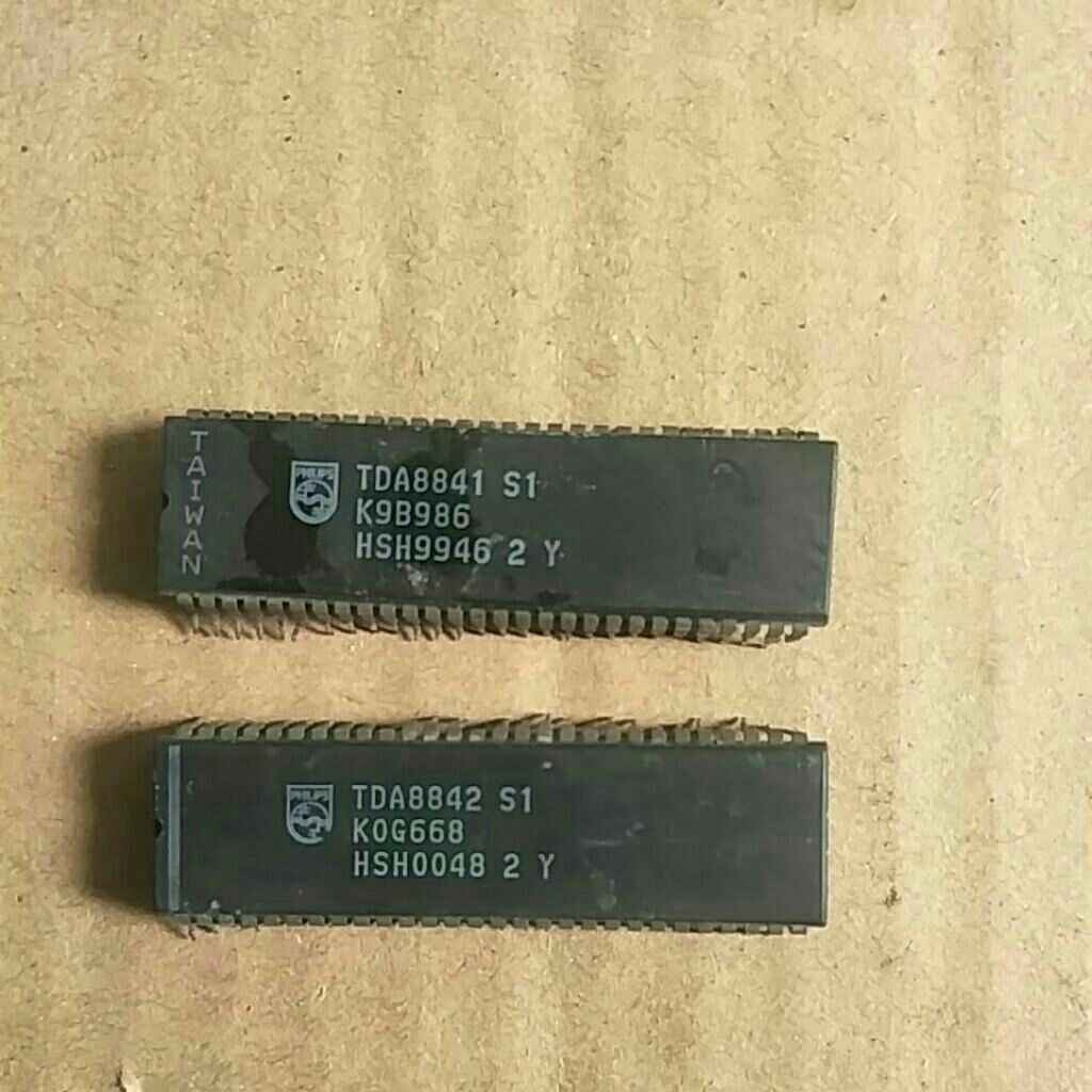 ic TDA 8842 ic TDA8841