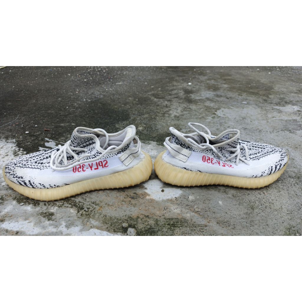 ADIDAS YEEZY ZEBRA BOOST (Second)