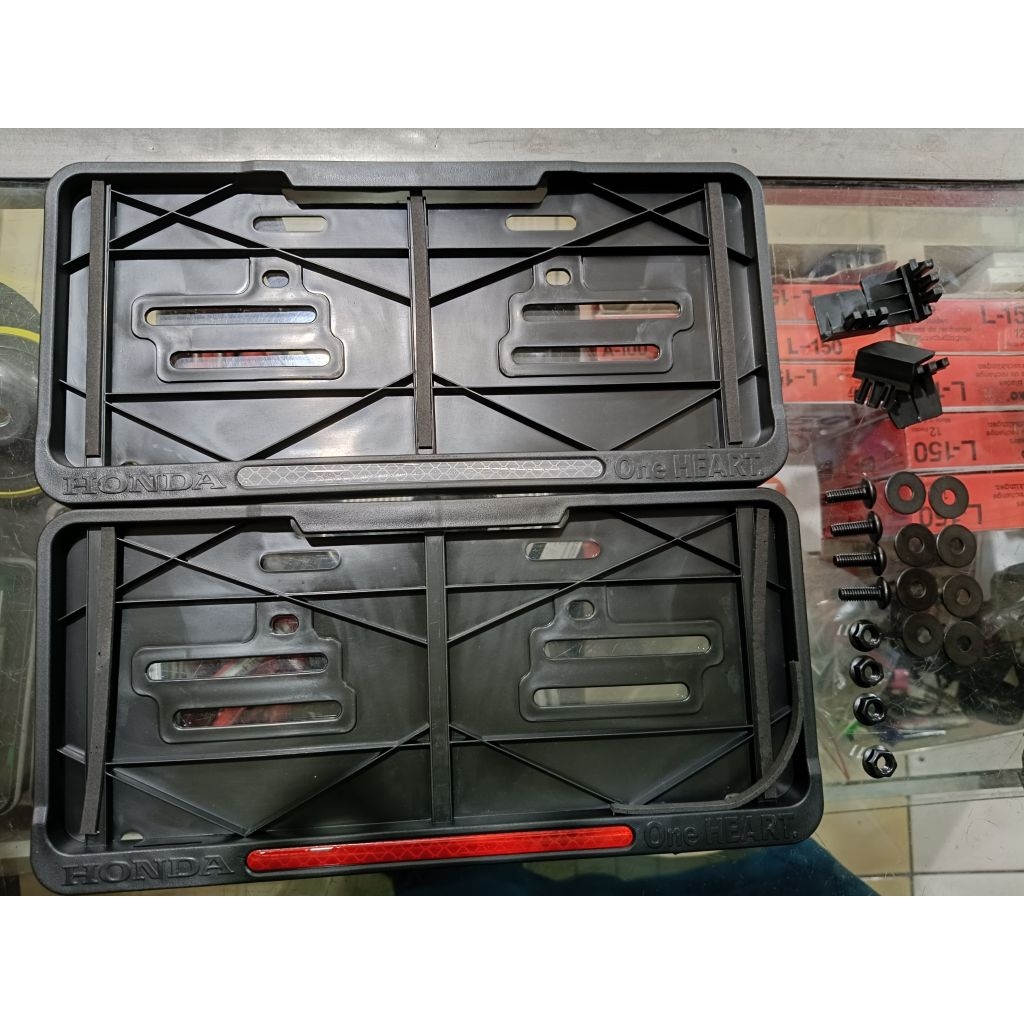 Cover plat nomor Motor Honda ORI model terbaru