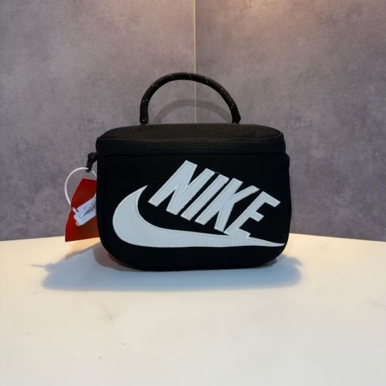 Nike Mini Shoebox Crossbody Bag 3L