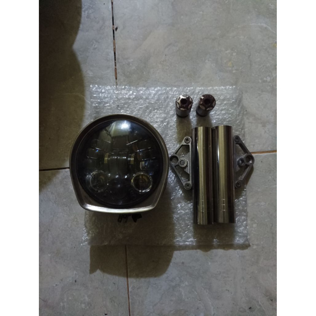 Batok Lampu Vanvan set (tanpa daymaker)