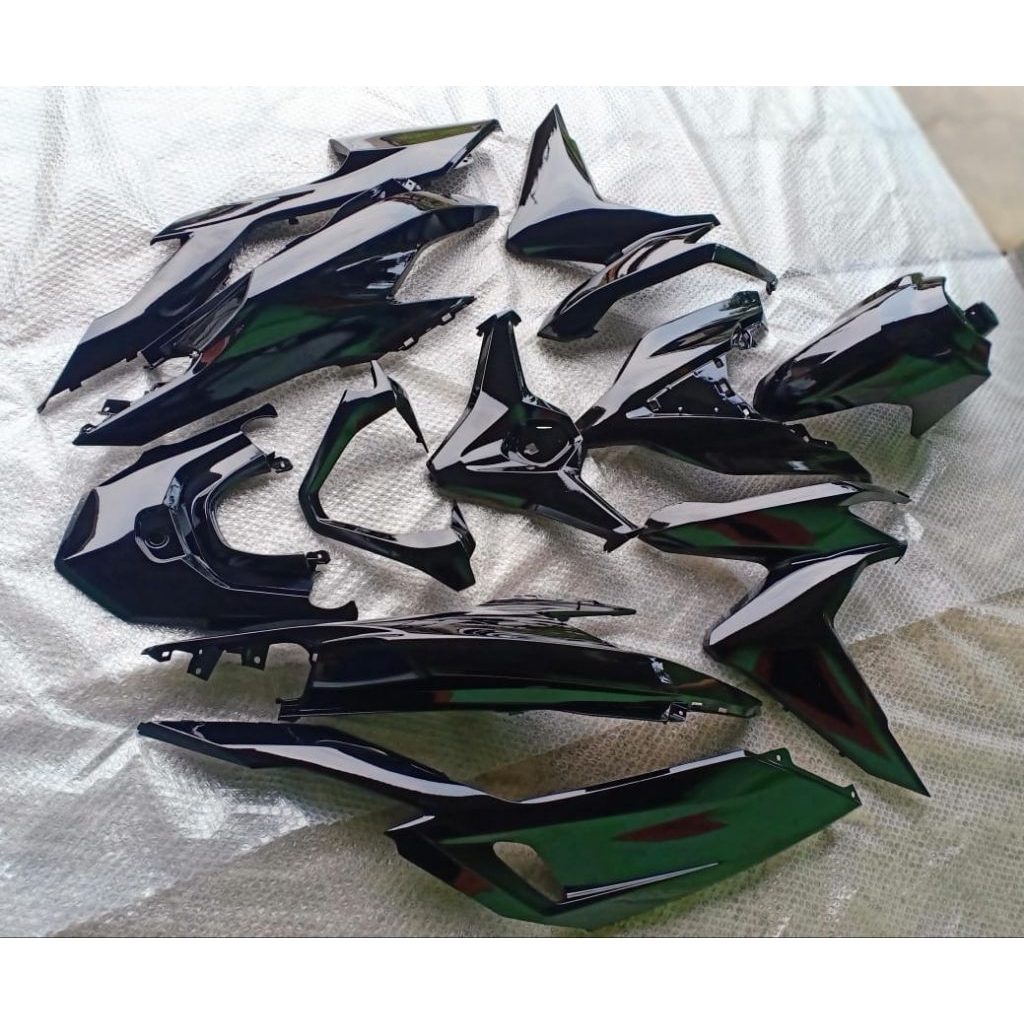 Fullset fulset bodi body vario 125 150 led new gen 1 hitam glossy