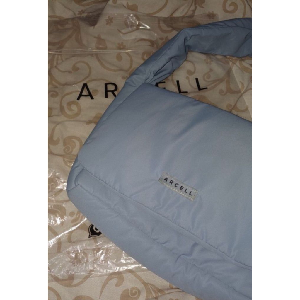 arcell puffy bag