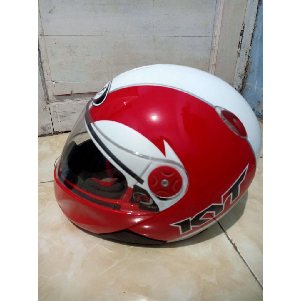 Helm KYT Rocket