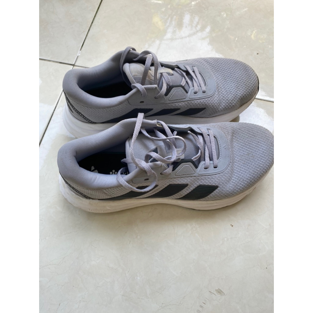 sepatu second cowok adidas running tipe ortholite