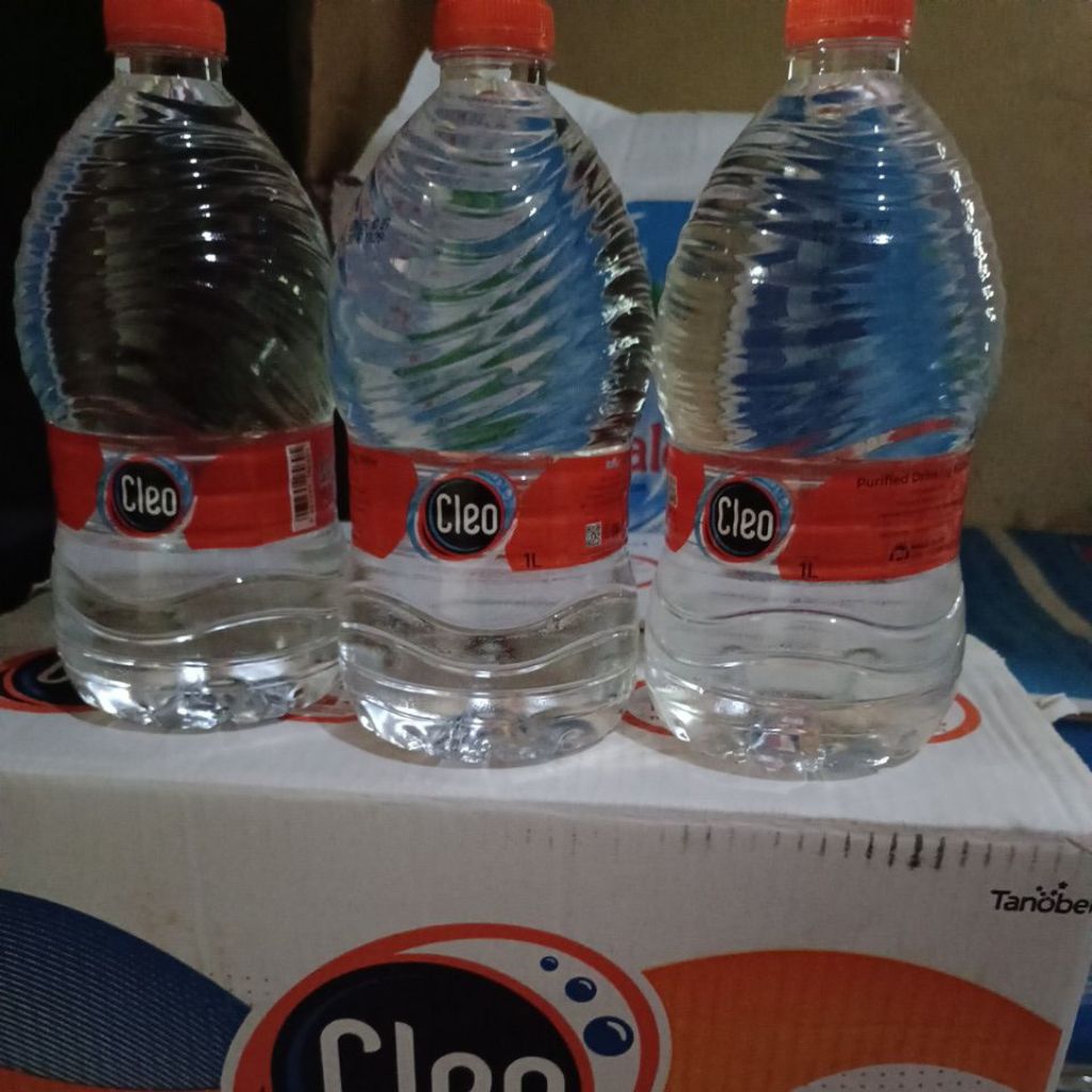 cleo botol 1 liter per dus isi 12