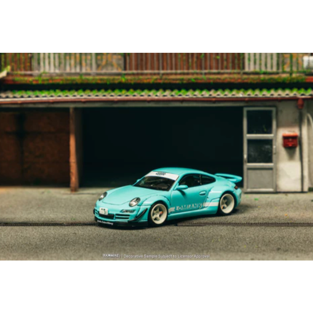 Tarmac Works 1/64 RWB 997 Lomianki - HOBBY64