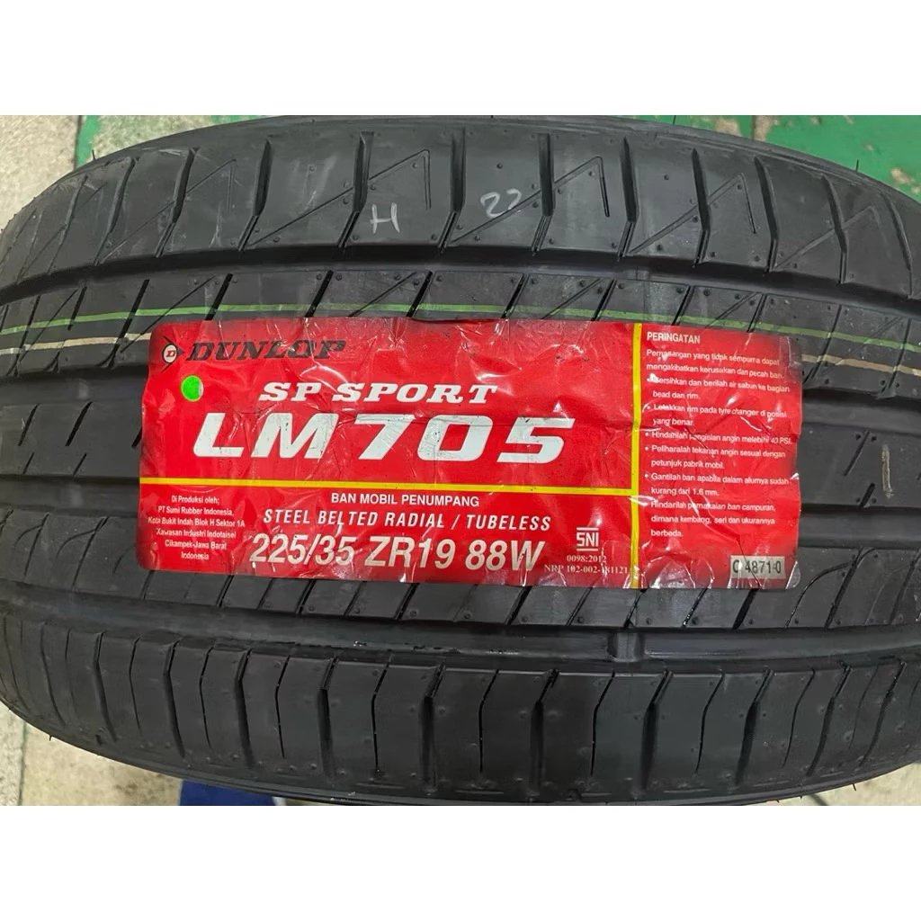 Ban Dunlop LM705 225/35 R19