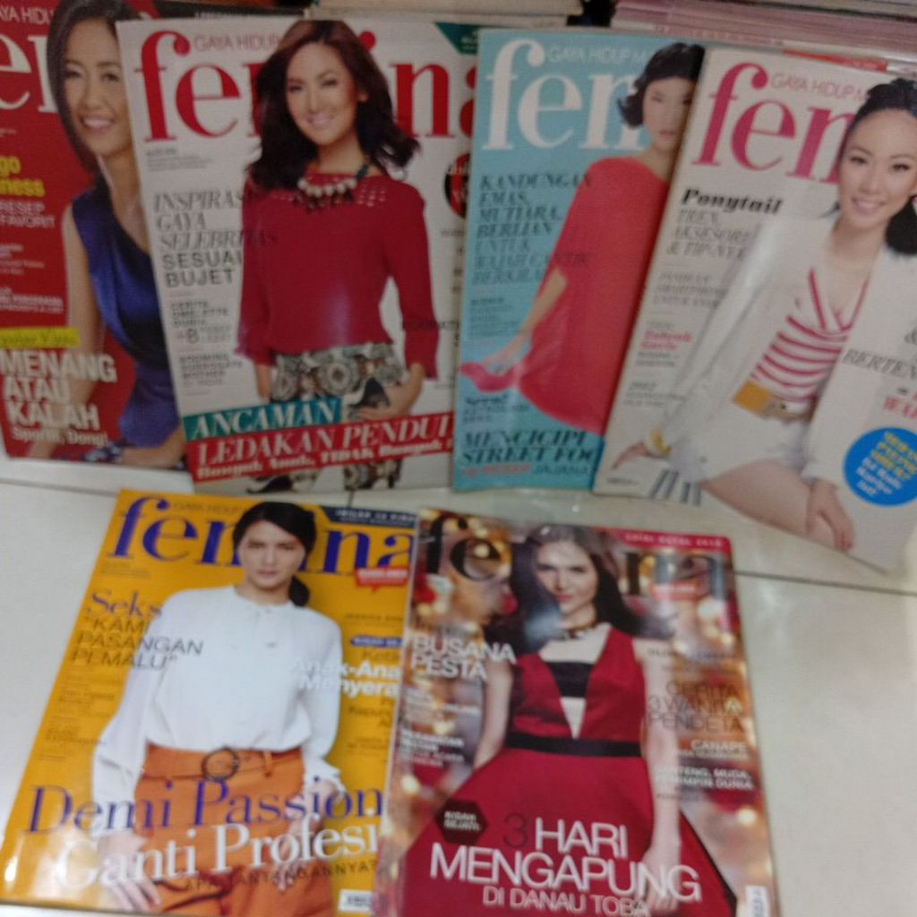 majalah femina bekas original