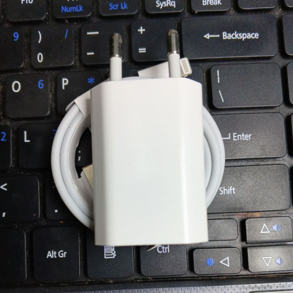 charger iPhone original copotan ibox